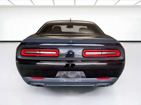 Used 2016 Dodge Challenger SXT w/ Blacktop Package RWD image 5
