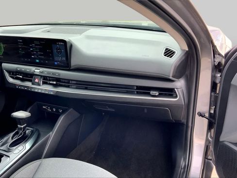 Used 2025 Kia K4 FWD image 18