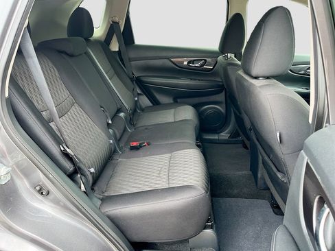 Used 2019 Nissan Rogue S w/ Special Edition Package AWD/4WD image 25