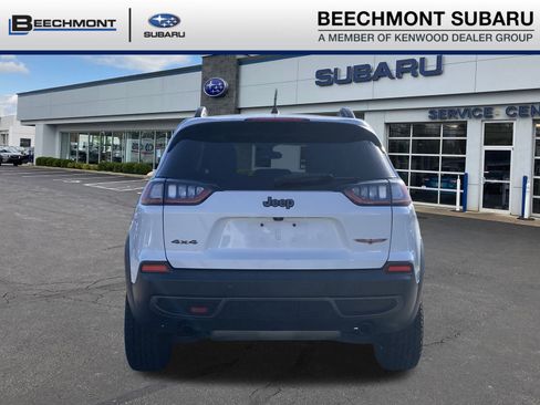 Used 2020 Jeep Cherokee Trailhawk image 6