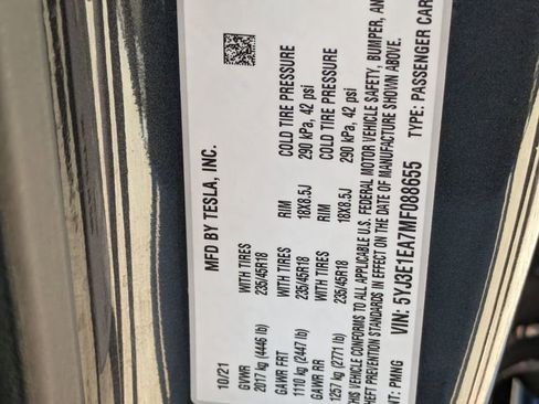 Used 2021 Tesla Model 3 Standard Range Plus image 30