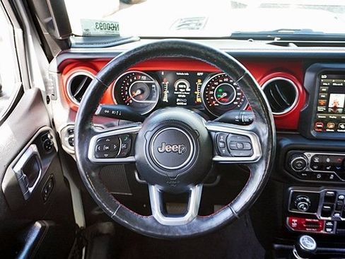 Used 2020 Jeep Gladiator Rubicon AWD/4WD image 23