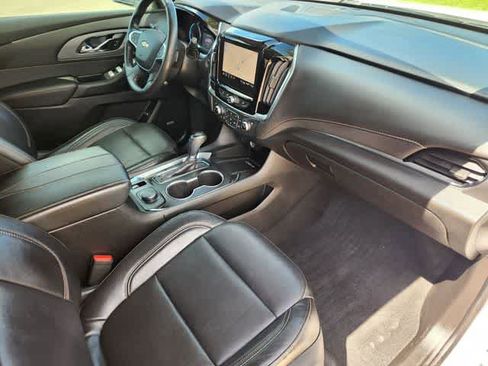Used 2020 Chevrolet Traverse Premier w/ LPO, Floor Liner Package FWD image 15