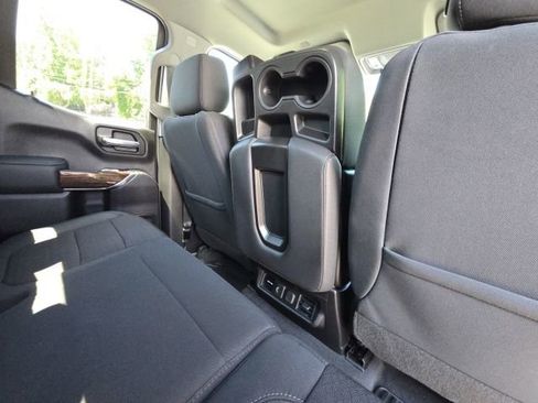Used 2022 GMC Sierra 1500 SLE RWD image 16