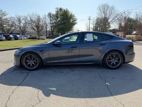 Used 2022 Tesla Model S image 8