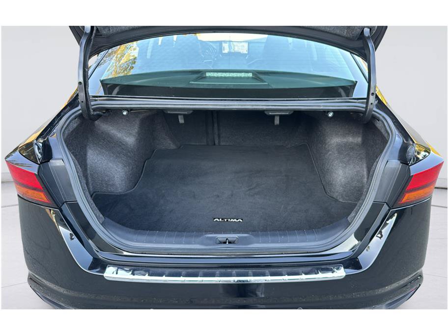 Used 2023 Nissan Altima 2.5 SR w/ SR Premium Package AWD/4WD image 12