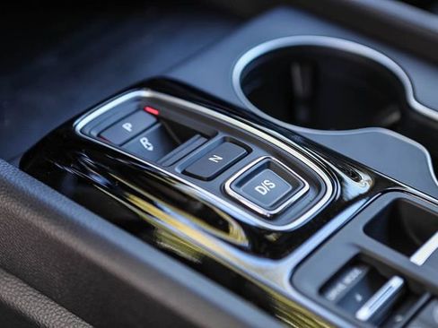 New 2025 Honda Pilot Sport image 13