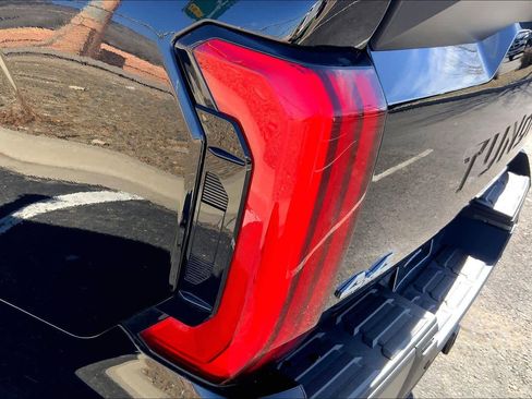 Used 2023 Toyota Tundra SR5 w/ SR5 Premium Package image 27