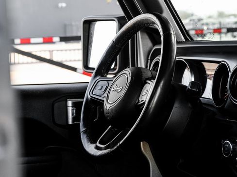 Used 2021 Jeep Wrangler Unlimited Sport S image 25