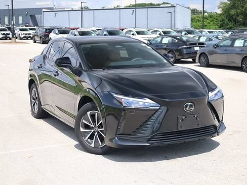 Used 2023 Lexus RZ 450e Premium w/ Technology Package AWD/4WD image 2