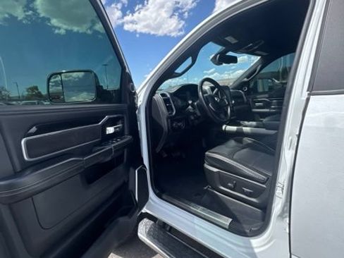 Used 2022 RAM 2500 Laramie AWD/4WD image 12