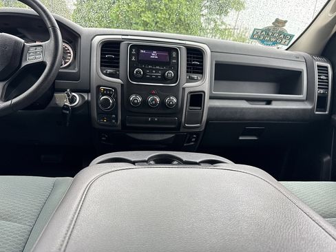 Used 2015 RAM 1500 Express AWD/4WD image 42
