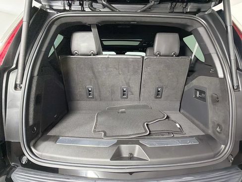 Used 2021 Cadillac Escalade Sport Platinum w/ Heavy-Duty Trailer Package AWD/4WD image 28