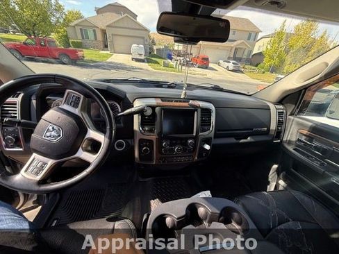 Used 2014 RAM 2500 Laramie AWD/4WD image 9