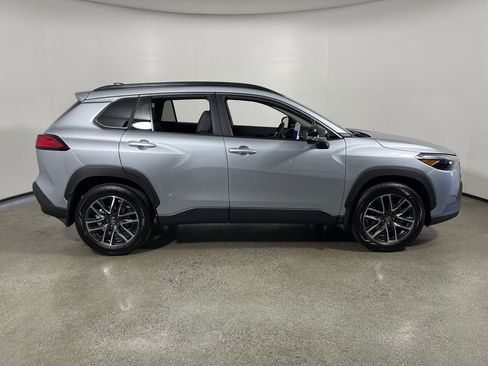 New 2026 Toyota Corolla Cross XLE image 2