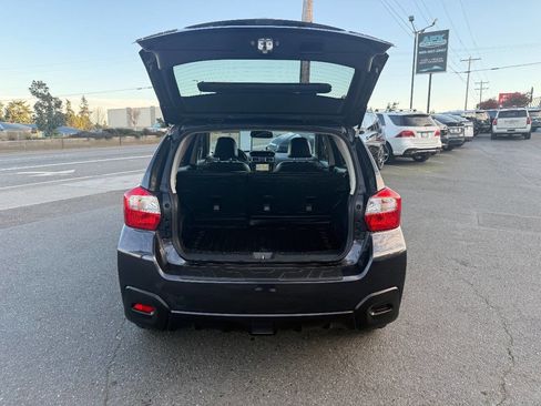 Used 2016 Subaru Crosstrek 2.0i Limited image 5