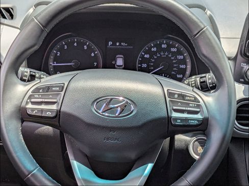 Used 2020 Hyundai Kona SEL Plus FWD image 18