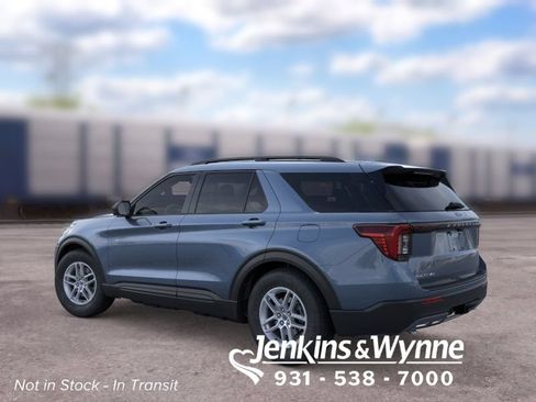 New 2026 Ford Explorer Active RWD image 4