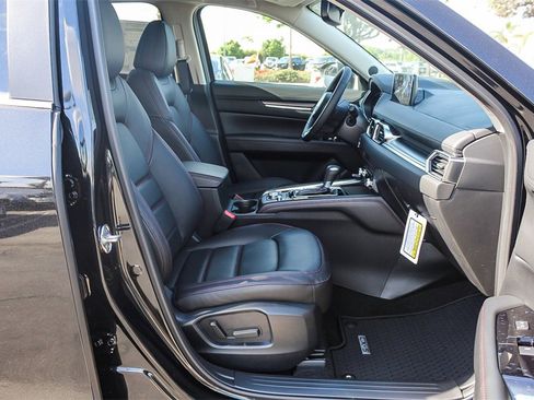 New 2025 MAZDA CX-5 Carbon Edition image 18