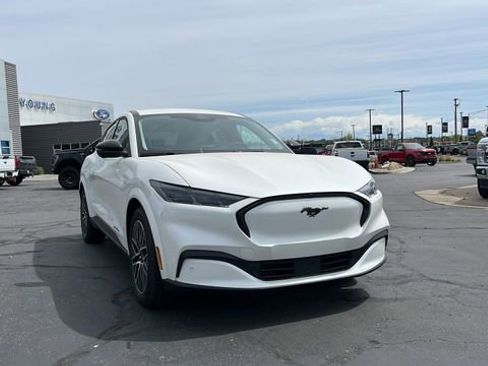 New 2025 Ford Mustang Mach-E Premium image 32