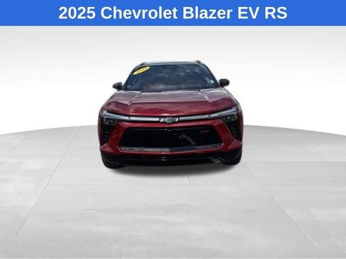 Used 2025 Chevrolet Blazer EV RS w/ Super Cruise Package AWD/4WD image 2
