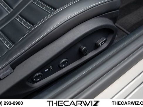Used 2014 Ferrari F12 Berlinetta RWD image 97