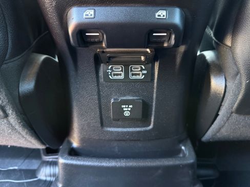 Used 2019 Jeep Wrangler Unlimited Rubicon image 51