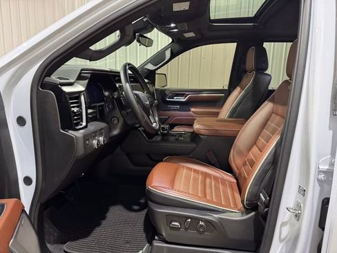 Used 2026 GMC Sierra 1500 Denali Ultimate AWD/4WD image 10
