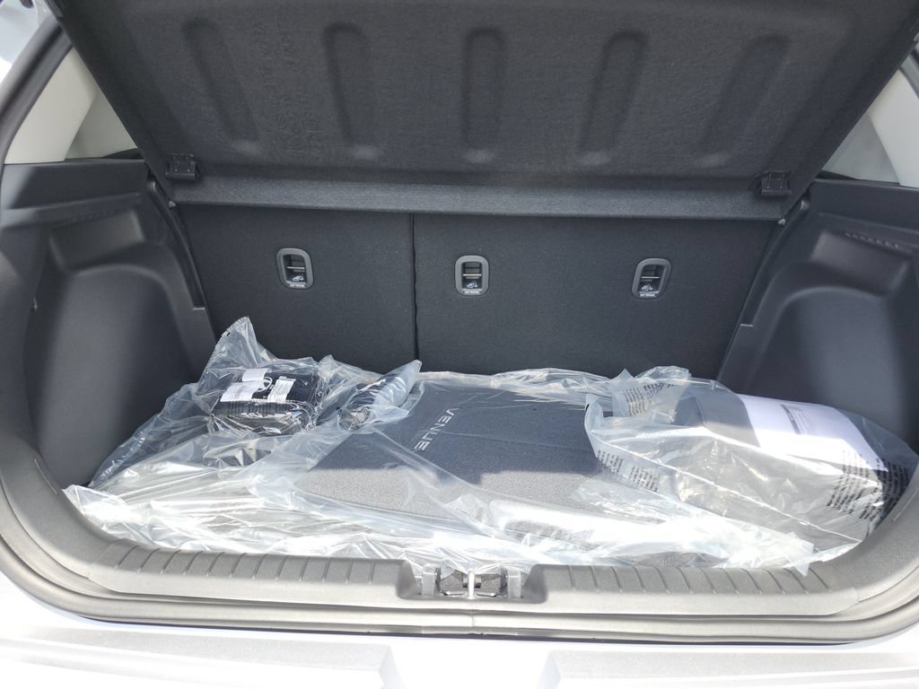 New 2026 Hyundai Venue SEL FWD image 15