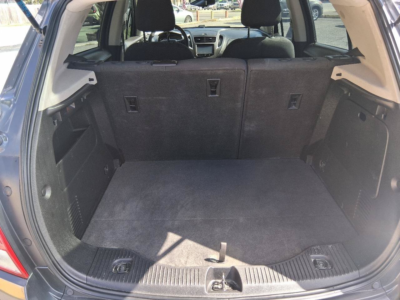 Used 2016 Chevrolet Trax LS FWD image 11