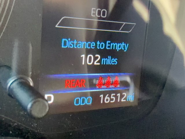 Used 2022 Toyota Corolla LE FWD image 21