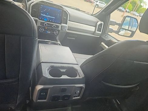 Used 2022 Ford F350 Lariat w/ Black Appearance Package AWD/4WD image 50