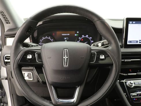 Used 2022 Lincoln Corsair AWD w/ Premium Package image 19