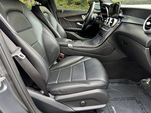 Used 2021 Mercedes-Benz GLC 300 4MATIC w/ AMG Line image 49
