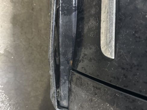 Used 2017 Volkswagen Passat 1.8T R-Line w/ R-Line Lighting Package image 11