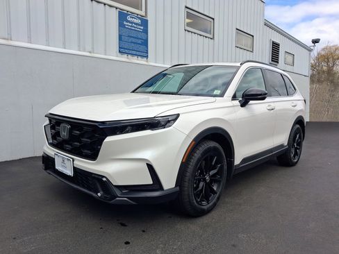 Used 2025 Honda CR-V Sport image 1