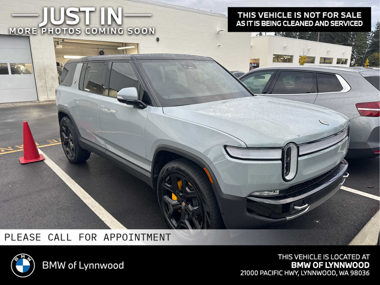 Used 2022 Rivian R1S Launch Edition Quad AWD/4WD image 1