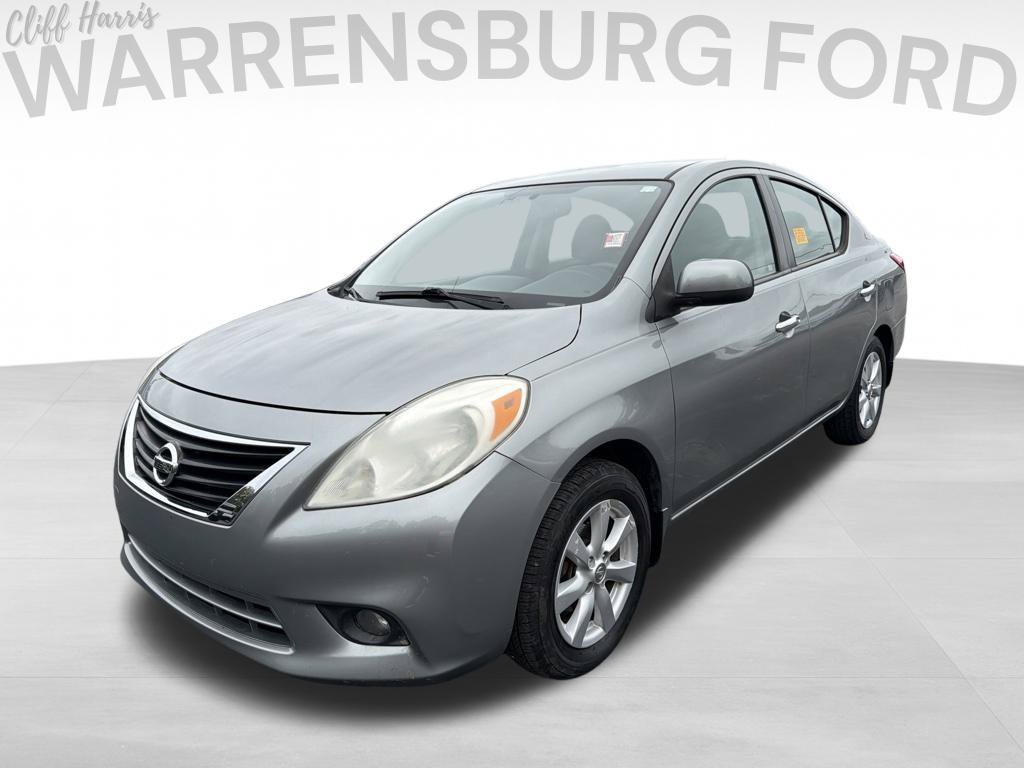 Used 2012 Nissan Versa FWD image 3