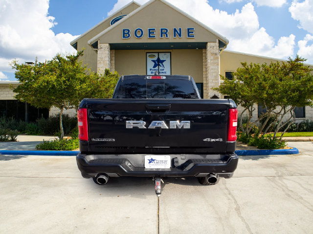 Used 2026 RAM 1500 Laramie AWD/4WD image 4