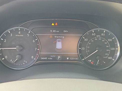 Used 2024 INFINITI QX80 Sensory image 22