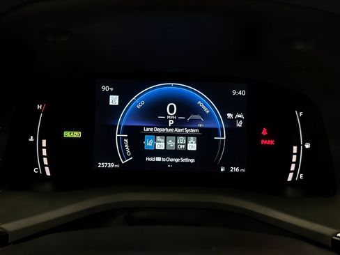 Used 2025 Toyota Camry LE FWD image 22