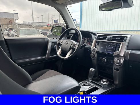 Used 2023 Toyota 4Runner SR5 AWD/4WD image 13