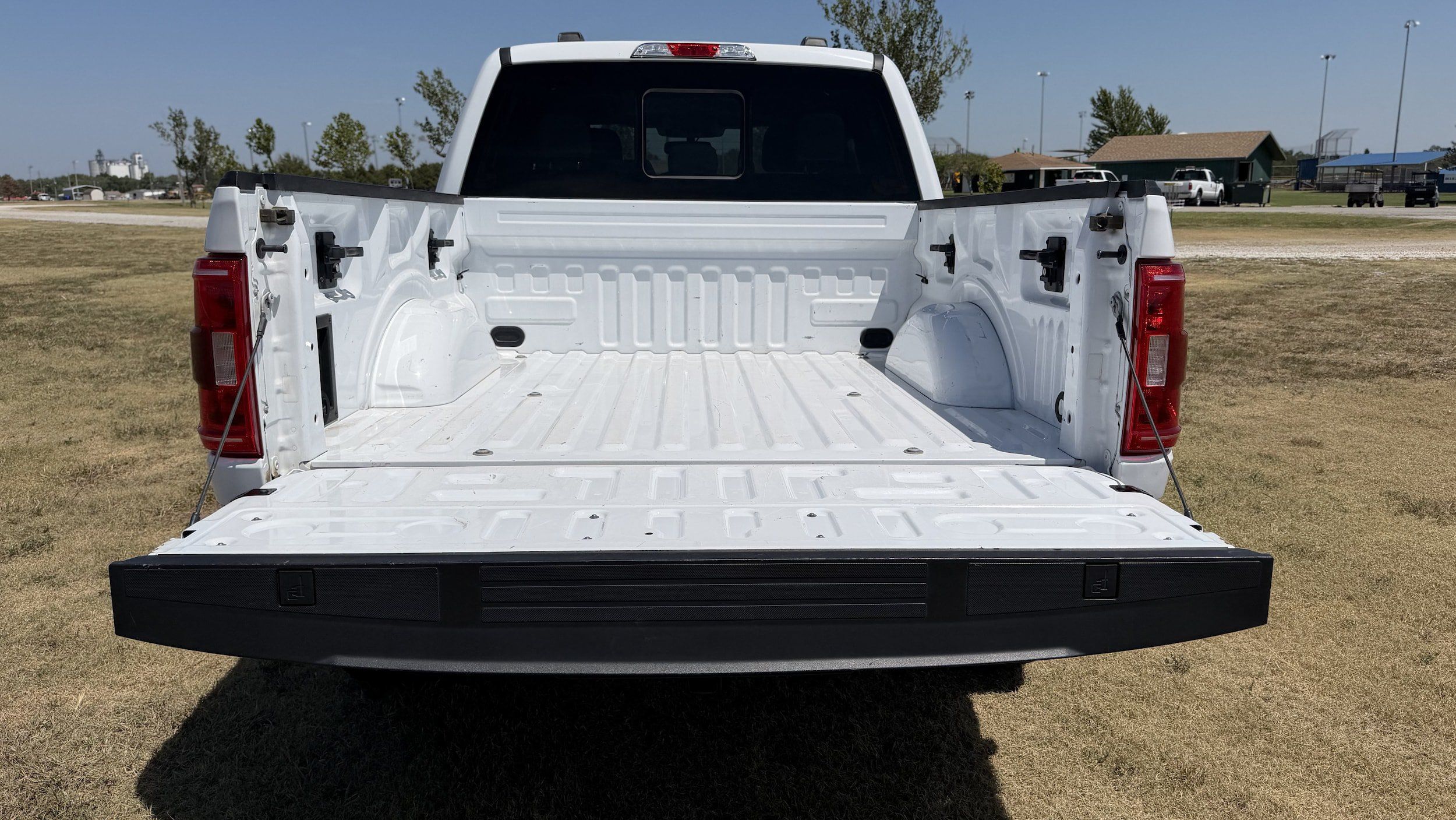 Certified 2023 Ford F150 XLT w/ Equipment Group 301A Mid AWD/4WD image 5