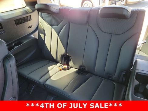 New 2025 Hyundai Palisade Calligraphy AWD/4WD image 22