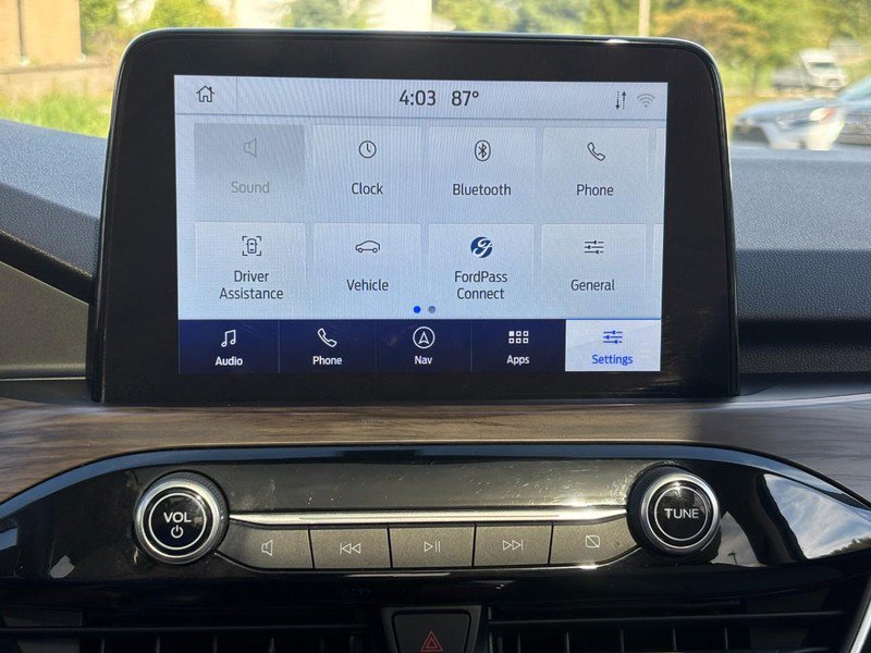 Used 2020 Ford Escape Titanium FWD image 20
