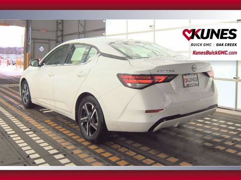 Used 2024 Nissan Sentra SV w/ Trunk Package image 9