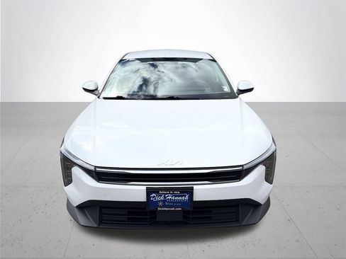 Used 2025 Kia K4 FWD image 2