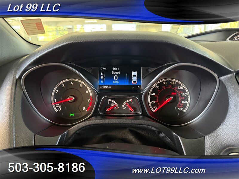Used 2017 Ford Focus ST w/ Equipment Group 401A FWD image 9