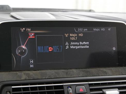 Used 2016 BMW M6 Convertible image 12