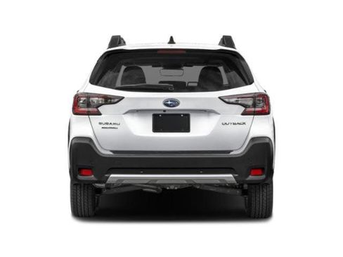 Used 2025 Subaru Outback Limited image 9